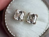 Zoom in on Threaded Studs, Asscher Cut